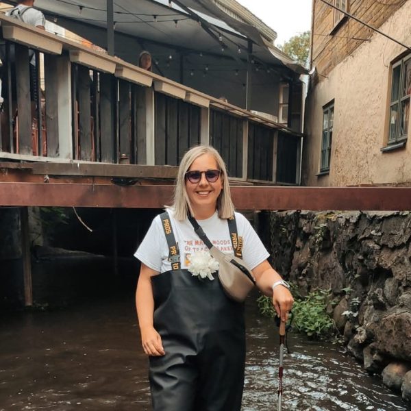 Līga Tontegode, Indriķa Zeberiņa Kuldīgas pamatskolas skolotāja iekāpusi Alekšupītē